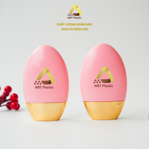 50ml plastic tube containing sunscreen