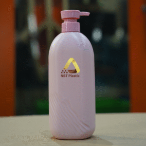 750ml HDPE plastic bottle with pump for shower gel and shampoo